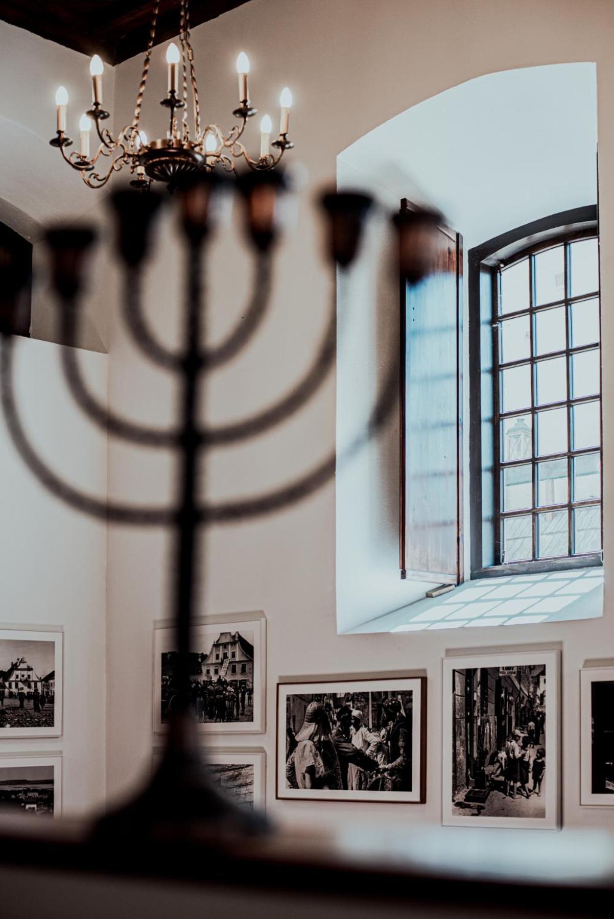大纳犹太教堂贝努酒店 卡齐米日-多尔尼 外观 照片